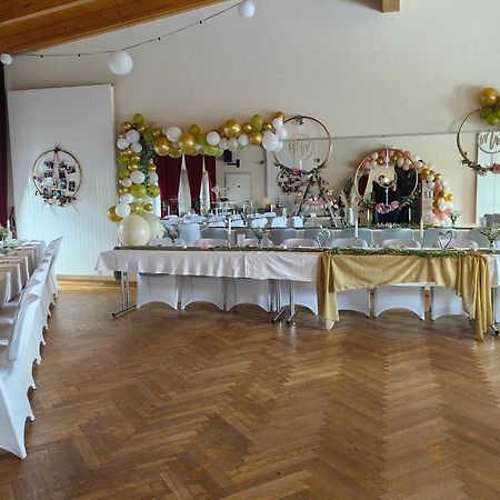 Landhotel Kreien Экстерьер фото